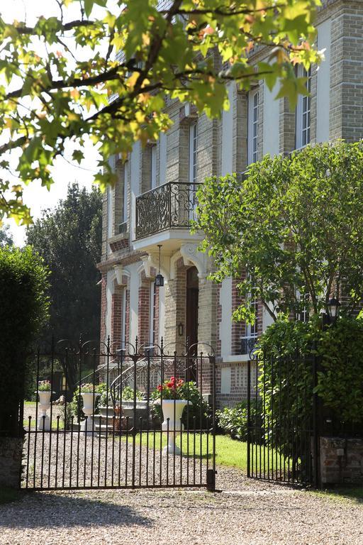 Bed and Breakfast Manoir Le Mesnil Saint-Martin-aux-Chartrains Exteriér fotografie