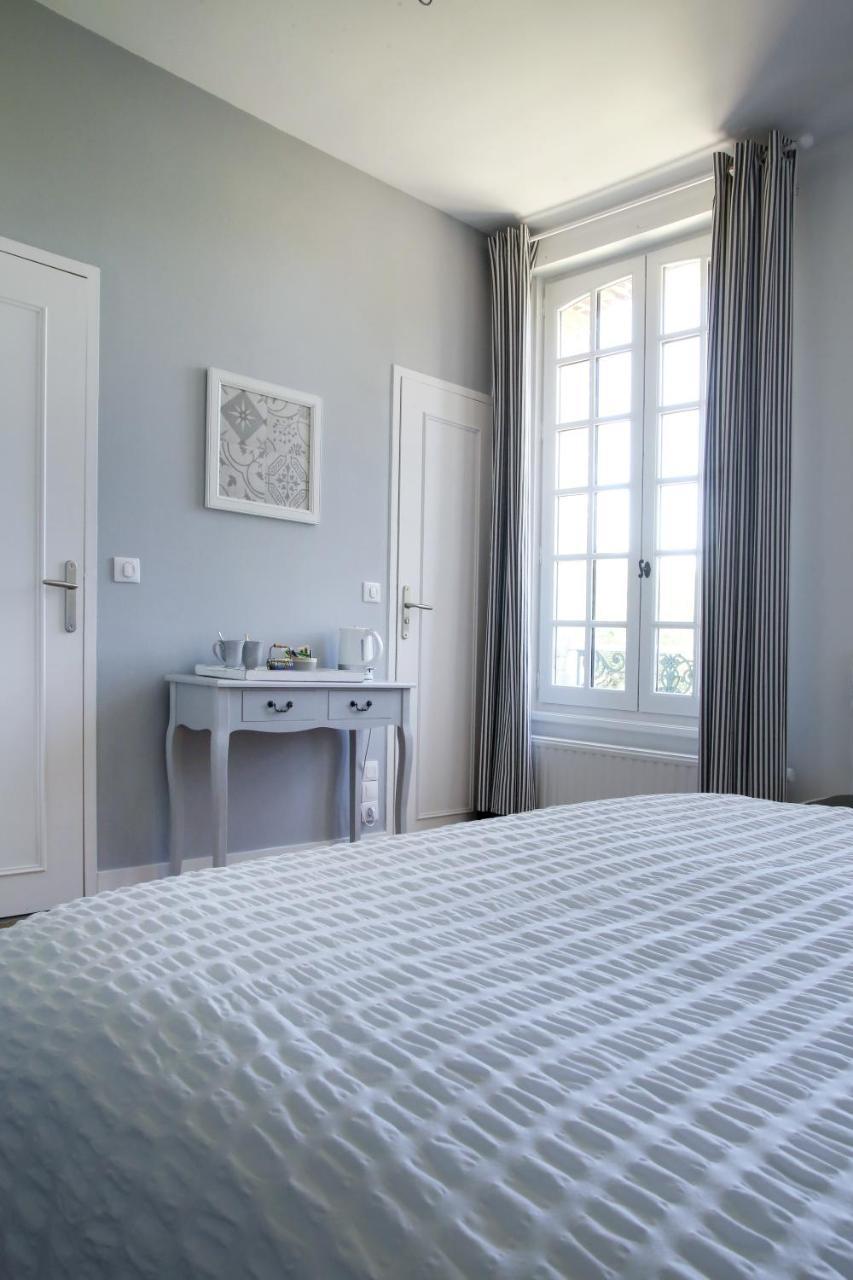 Bed and Breakfast Manoir Le Mesnil Saint-Martin-aux-Chartrains Exteriér fotografie